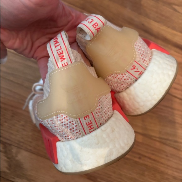 Adidas - Picture 4 of 5